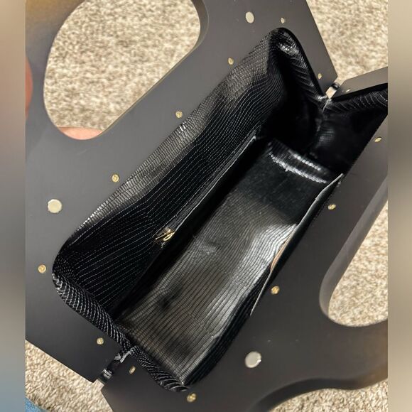 Handmade Cowhide Floral Embossed, Large Wooden Frame Bag & 2 Strap Styles - Picture 14 of 16